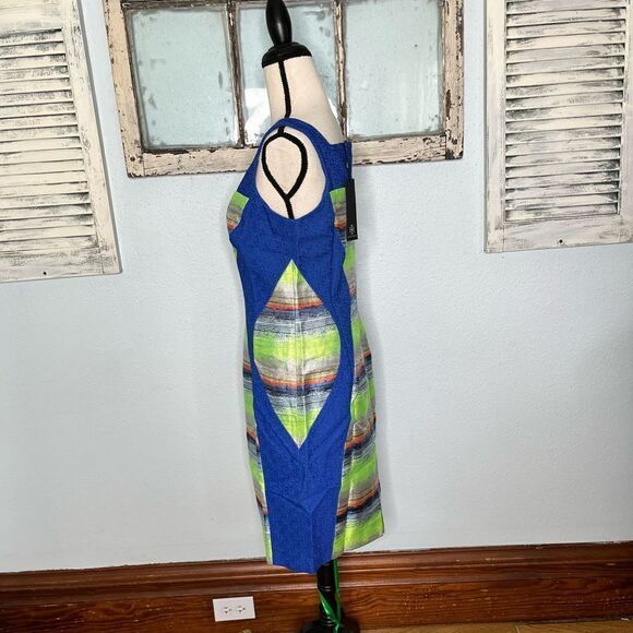 Stunning NWT Hilton Hollis Dress - Picture 3 of 12